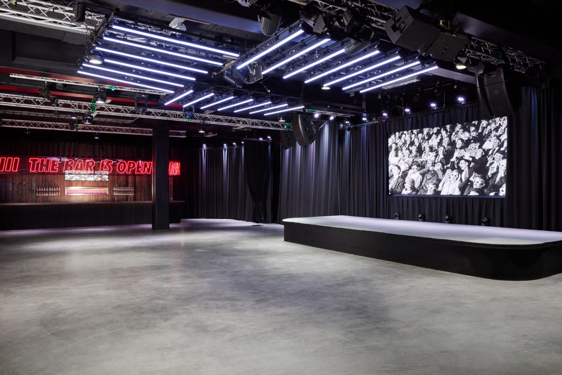 Surr Arena stage
